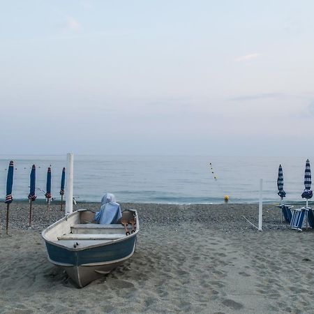 Appartamenti Rosa Dei Venti Deiva Marina Buitenkant foto